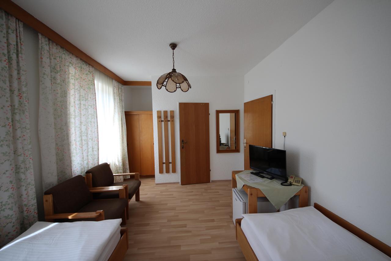 Hotel Kleinmuenchen Линц Екстериор снимка